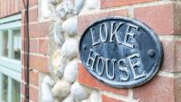 Loke House, Cley Next The Sea By Together Travel - Bed and Breakfast Cley next the Sea