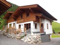 Alois & Elis, Chalet - B&B Tux