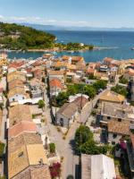 Laena Apartment by All About Paxos - B&B Gáïos