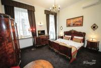 Chambre Lit King-Size avec Balcon