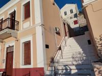 Foteini's Place by the sea - B&B Sými
