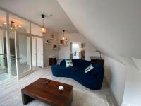 Luxury 3BR Penthouse Suite Central & Convenient - B&B Brighton