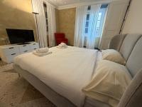 Happy Family Apartments Historical Luxury A - Ferienwohnung Genua