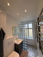 Stor leilighet ved Slottsparken - Bed and Breakfast Oslo