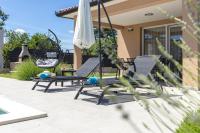 Villa Egli s bazenom - Ferienwohnung Kršan