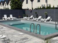 BalticMoon Rewal Domki z Podgrzewanym Basenem - B&B Rewal