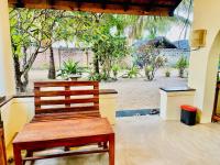 Hakkeem's Homestay - B&B Arugam Bay