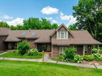 King Bed Fire Pit Pool & Walk to North Course - B&B Galena