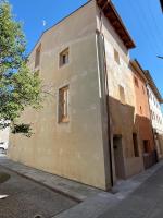 Antiga sastreria de Can Fèlix - Bed and Breakfast Sant Joan de les Abadesses