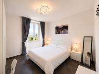 Appartamento Rigoletto, garden, air comnditioning - Larihome A69 - Chambres d'hôtes Dongo