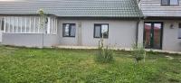Iancina House & Art Gallery - Bed and Breakfast Sălcioara