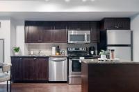 Waterfront Escape Modern 1BR with Private Balcony - Chambres d'hôtes Toronto