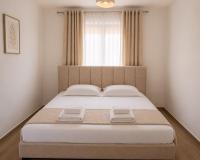 Pine Villa - B&B Fier