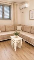 Pine Villa - B&B Fier