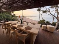 Begur Beach House - Direct beach access, views & design - B&B Begur
