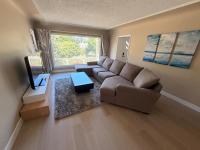 Heart of Vancouver! Newly renovated home - Chambres d'hôtes Vancouver
