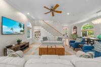 Waterfront Pink House with Private Dock & Pool - B&B Captiva
