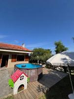 Villa Belvedere, con Piscina e giardino esclusivo, vista panoramica, Piccola palestra, 3 Camere,2 bagni - Chambres d'hôtes Belvedere Fogliense