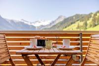 Chuenislodge3 neu&stilvoll, 2Balkone, echtes Bijou mit top-Aussicht - B&B Adelboden