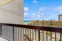 Inviting condo w splash pad multiple pools and on-site bar - Chambres d'hôtes Destin