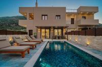 Irisma II Luxury Villa with private pool with 2 bedrooms 2 bathrooms - Bed and Breakfast Archanes