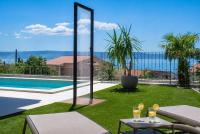 Seaview Villa Morettina, A Coastal Gem Near Split - Bed and Breakfast Podstrana