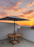 COBERTURA Uni Home 1003 - ESTILO, CONFORTO, ESPAÇO E BELÍSSIMA VISTA DA BAÍA DE GUANABARA E DO RIO DE JANEIRO - B&B Niterói