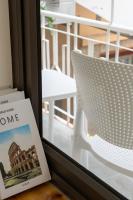 Homestay CHẤT- Train Street Apt, Old Quarter - B&B Hanói