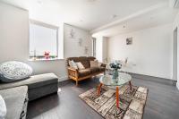 Spacious Wimbledon Flat, Sleeps 5 - B&B London