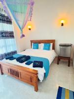 Double Room with Ella Rock View - Top Floor