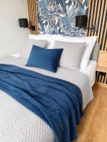 Apartament Lazurowy PRESTIGE APARTMENTS z basenem150 m od plaży - Bed and Breakfast Sianożęty