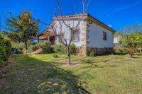 La Adrada Green Escape with pool - B&B La Adrada