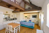 The Forge 17th Century Home in Village near Bath - B&B Marksbury