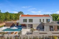 Nareo Villa Collection with Private Pool - B&B Albona