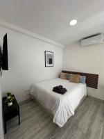 Great Studio in Madrid. Genciana, 46. - B&B Madrid