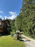 Ferienhaus im Wald - Bed and Breakfast Edelschrott