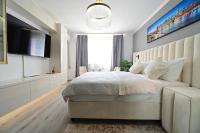 FLH - Golden by Emil near Shopping City - Bed and Breakfast Sibiu