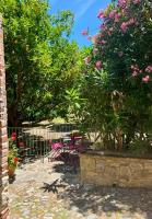 Amelia's Lemon Garden House - Bed and Breakfast Mytilini