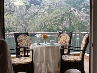 Glorious Villa - B&B Cattaro