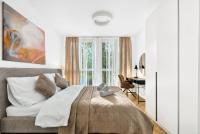 Bright Family Apartment for 6 - AC & Private Parking - Ferienwohnung Chl’aba