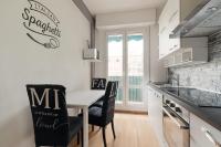 GuestHost - Casa Quadrifoglio With Terrace & Parking - B&B Baggio