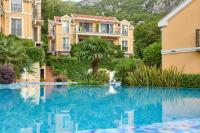 GH Mountain & Bay View with POOL - B&B Gornji Orahovac