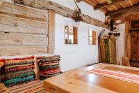 Old wooden barn, Cătunu' lui Victor - Chambres d'hôtes Groși