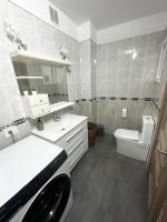 Cozy 1 BR Flat Walk to All in 4 Min - B&B Playa de San Juan