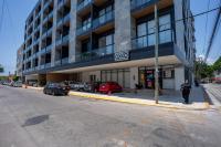 Musa Del Carmen, Centric Apt with Rooftop, Pool, Hot tub, Gym - B&B Playa del Carmen