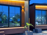Paradise Beachfront Chalet Rooms Borsh - B&B Borsh