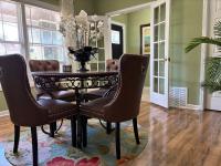 Beautiful 3 Bedroom Villa - 5 Mins to Falls - B&B Niagara Falls