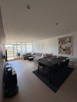 Central and modern apartment - Chambres d'hôtes Stavanger