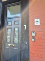 Central Bolton 3Bed Free Parking Walk to Town - B&B Bolton