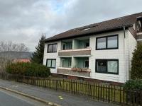 Erstklassige Ferienwohnung - zentral, Gipfelblick, Parkplatz, Schlitten & Bettwäsche inklusive! - Chambres d'hôtes Braunlage